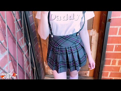 ❤️ Школачы Сосут анын Дик терең жана трахает ордуна класстар. ❤️ Сапаттуу порно бизде ky.naughtyhentai.ru ☑